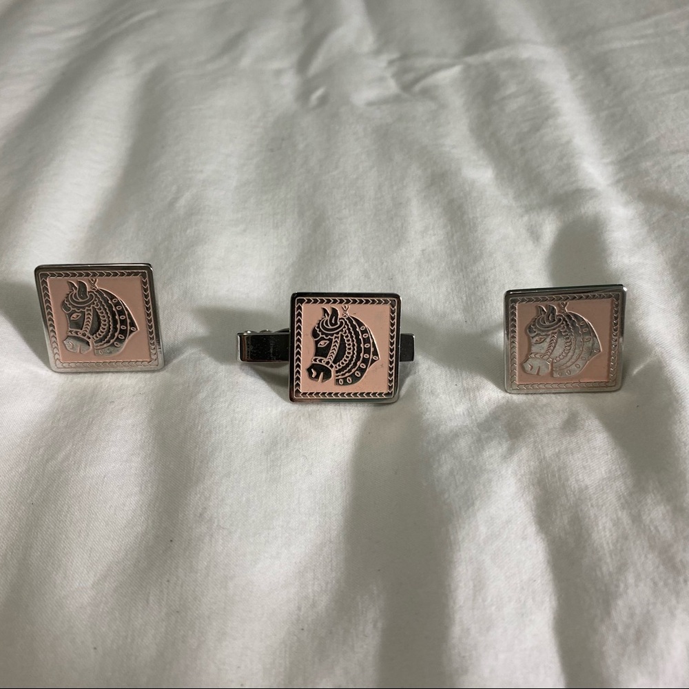 Swank Pink Horse Mid Century Cuff Links & Tie Clip Set
